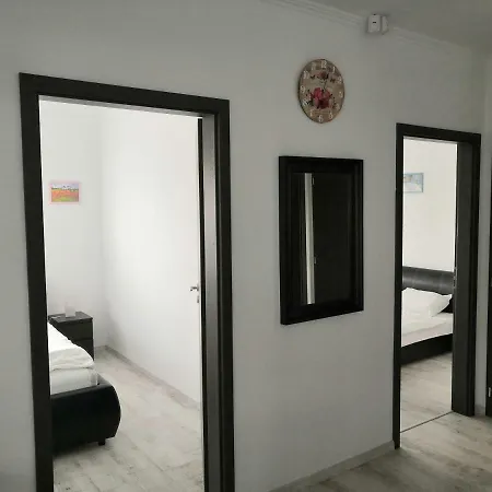 Corner House * Siofok