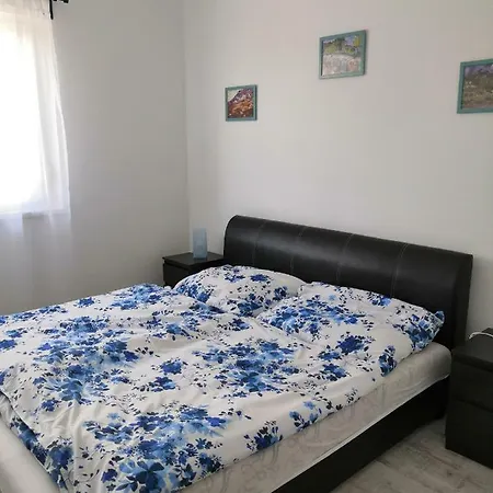 Corner House *